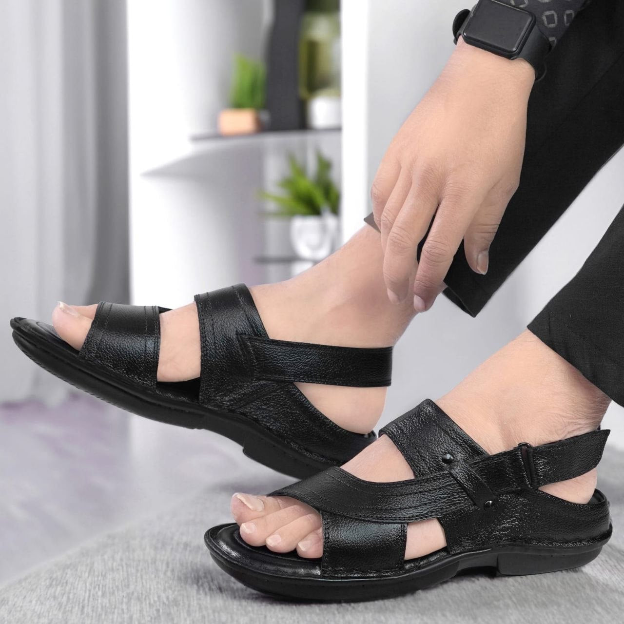 Ultra Comfort Sling Back Sandal (Black Premium)